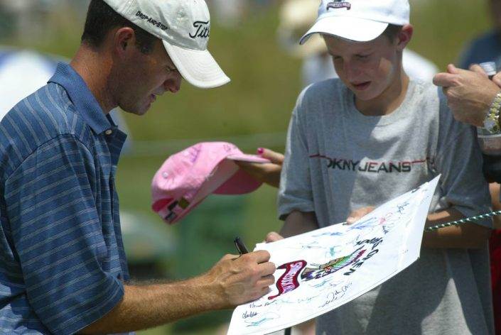 Autograph with kid - 2004 US Open Championship